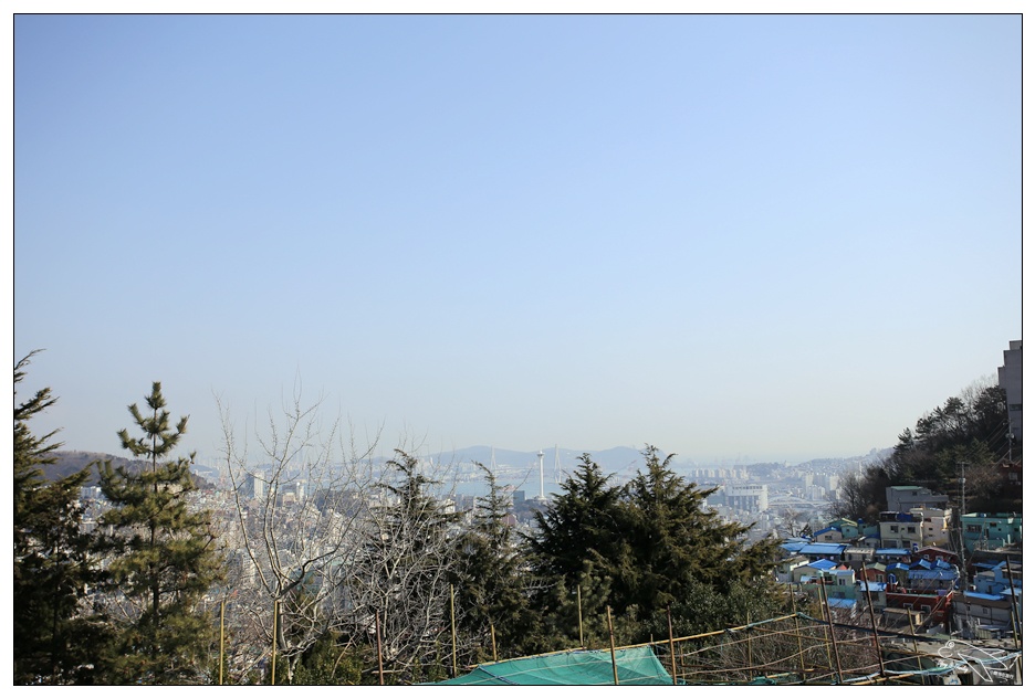 釜山超人氣景點|甘川洞文化村Gamcheon culture village。走一趟藝術村、來一趟與自己的浪漫旅行～完整走跳攻略～